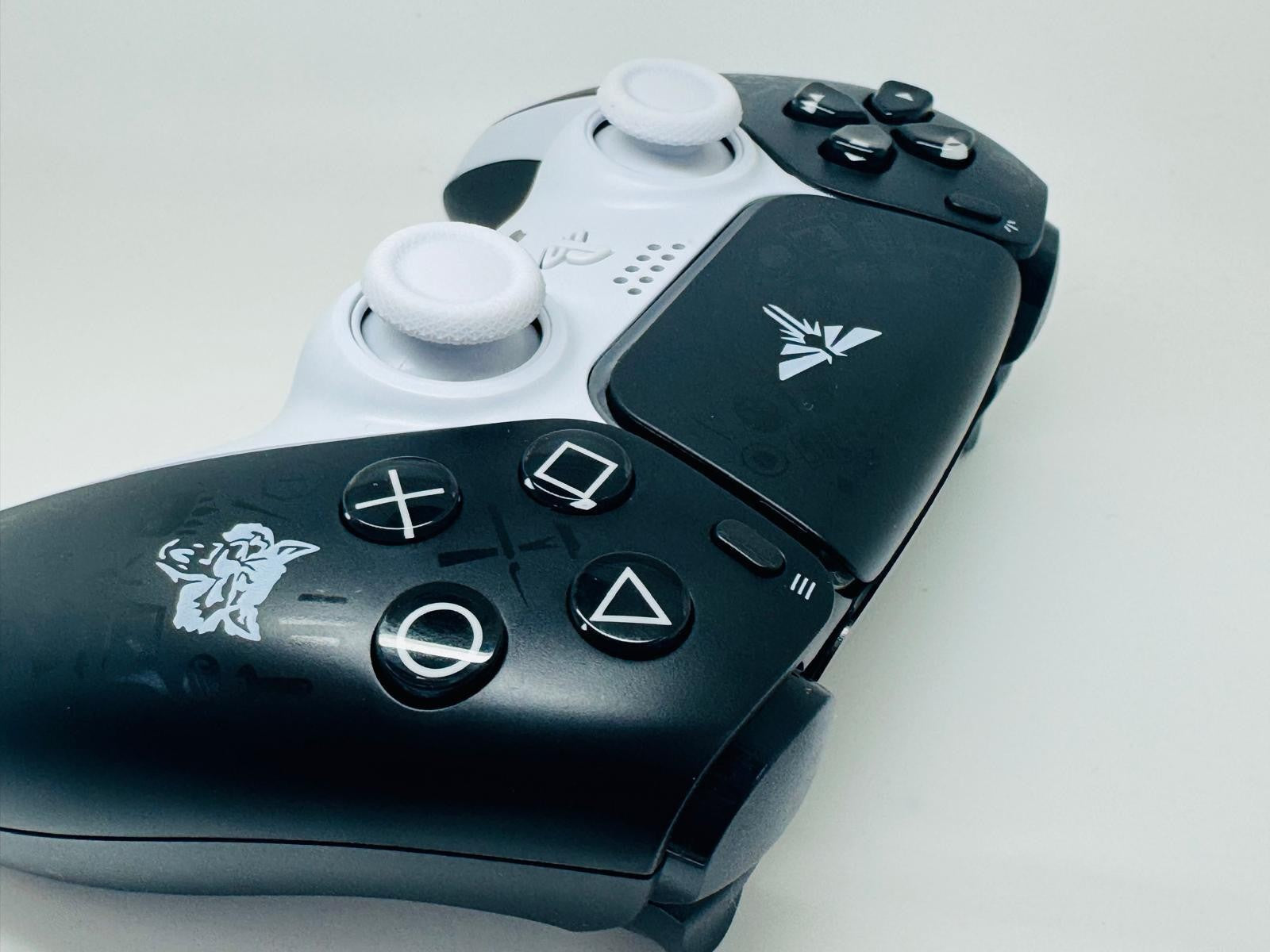 Sony PS5 controller dualsense - Custom LAST OF US - great condition