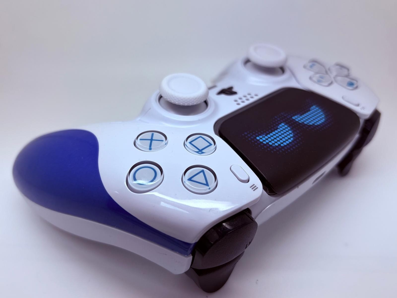 Sony PS5 controller dualsense - Custom ASTROBOT NEW 2025 JOYFUL - GREAT COND!